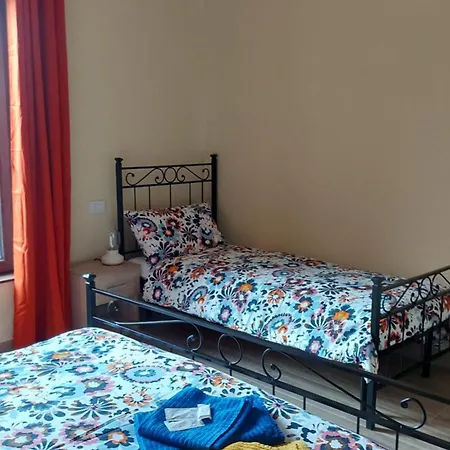 Al Vecchio Lavatoio - Relax In Collina Guest house