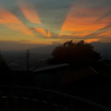 Al Vecchio Lavatoio - Relax In Collina 게스트하우스 3*